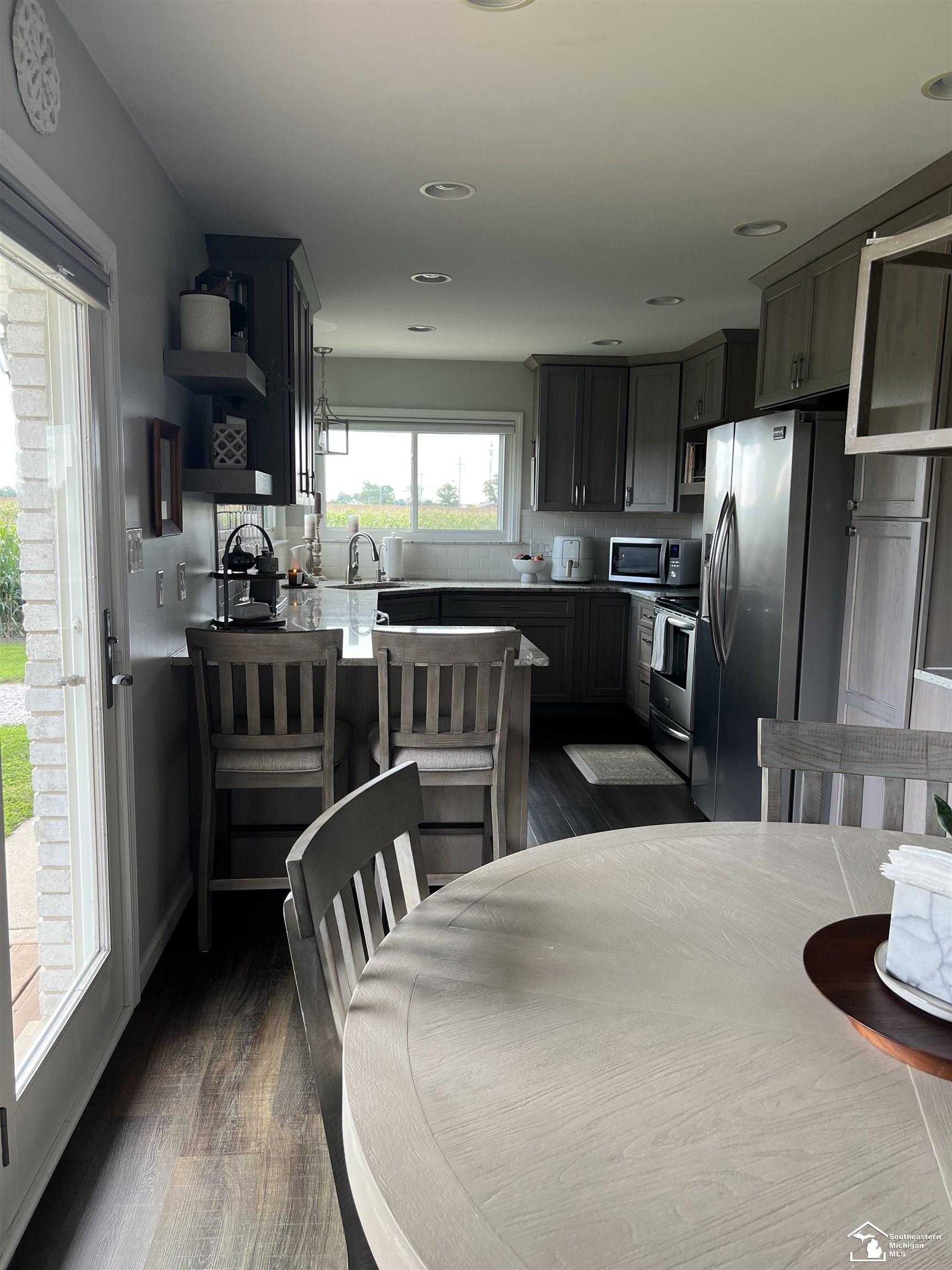 4272 Willow Road Milan, MI 48160 - Photo 6 of 47 50132567-e8aac549-a5bc-4794-af62-acd4c36576e2.JPG