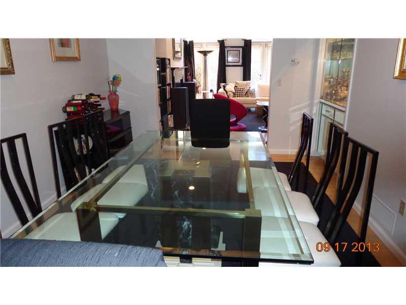 312 Schenley Road Pittsburgh, PA 15217 - Photo 8 of 25 Dining Room. LOOKING INTO LIVING ROOM