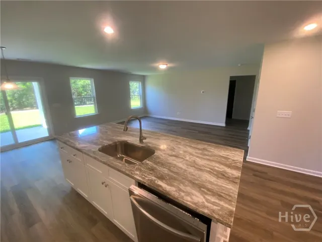 $3,000 | 224 Cromer Street, Savannah, GA 31407