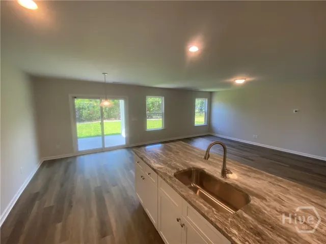 $3,000 | 224 Cromer Street, Savannah, GA 31407