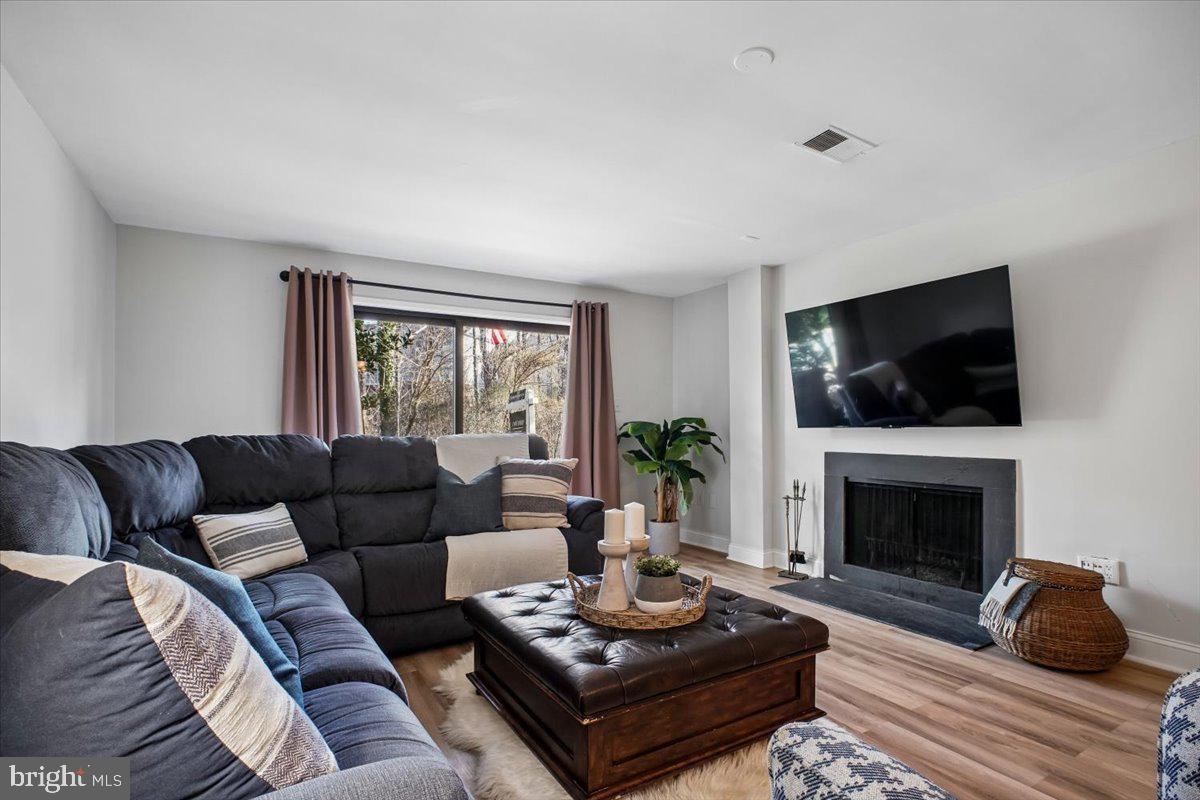 11514 Sunder Court Reston, VA 20190 - Photo 38 of 81