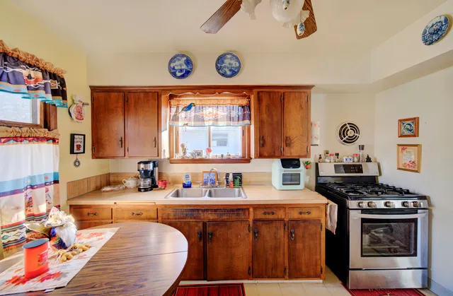 $169,900 | 1312 Jefferson Street, New London, WI 54961