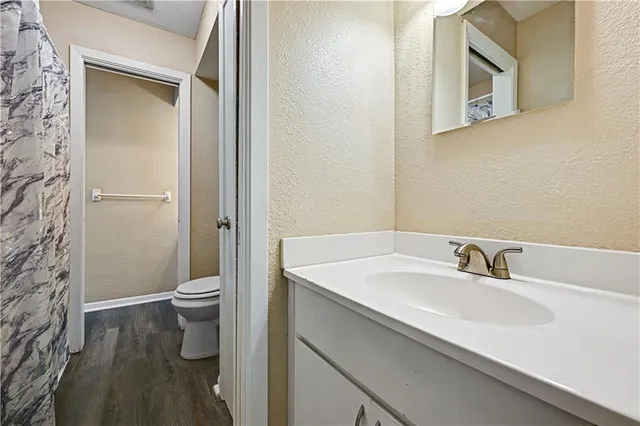 $168,500 | 6228 Robinson Street, Unit 4, Overland Park, KS 66202