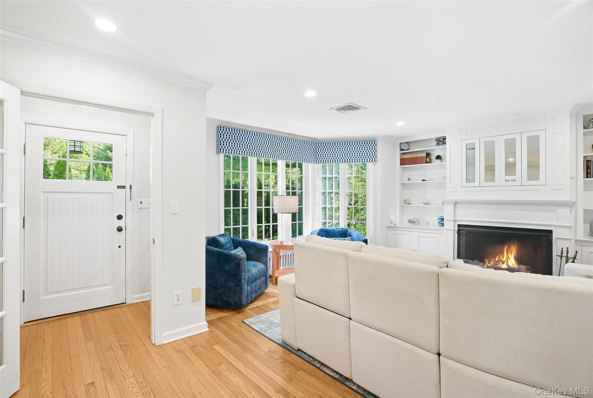5 Mayfield Street Rye, NY 10580 - Photo 3 of 35 Walk right in, drop your bag and relax in front of your wood burning fireplace