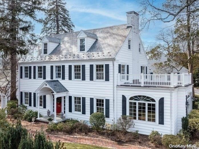 240 Ryder Road Manhasset, NY 11030 - Photo 1 of 1