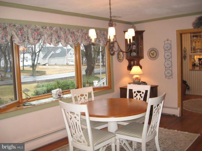 1127 River Bay Road Annapolis, MD 21409 - Photo 4 of 11 Dining Room