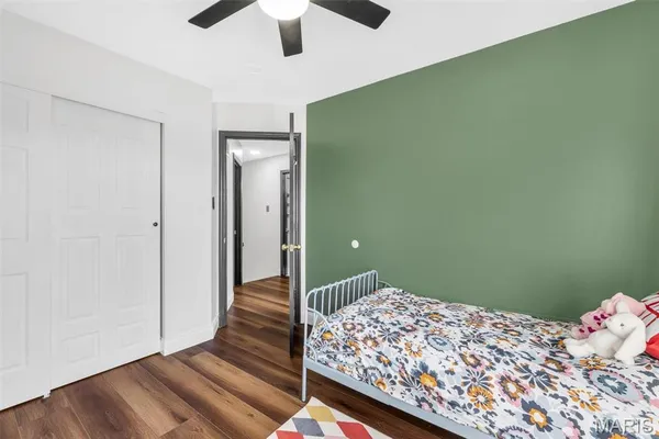 $229,900 | 1407 Whispering Creek Drive, Ballwin, MO 63021