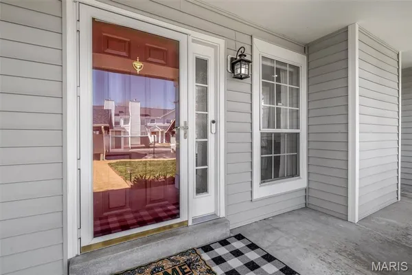 $229,900 | 1407 Whispering Creek Drive, Ballwin, MO 63021