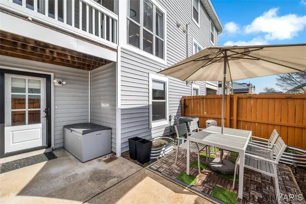 $229,900 | 1407 Whispering Creek Drive, Ballwin, MO 63021
