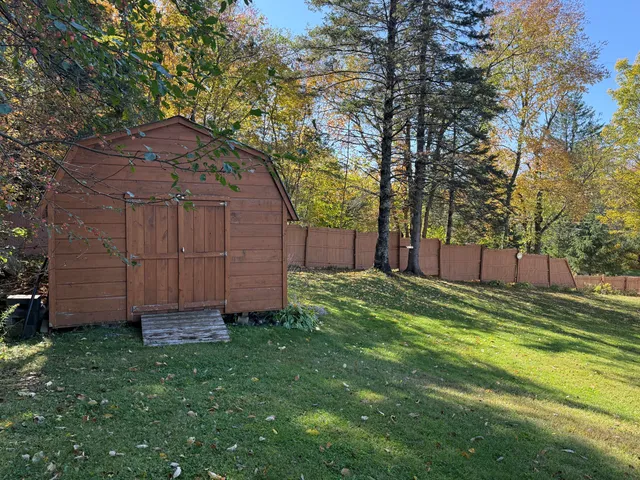 $105,900 | 121 Foxcroft Road, Houlton, ME 04730