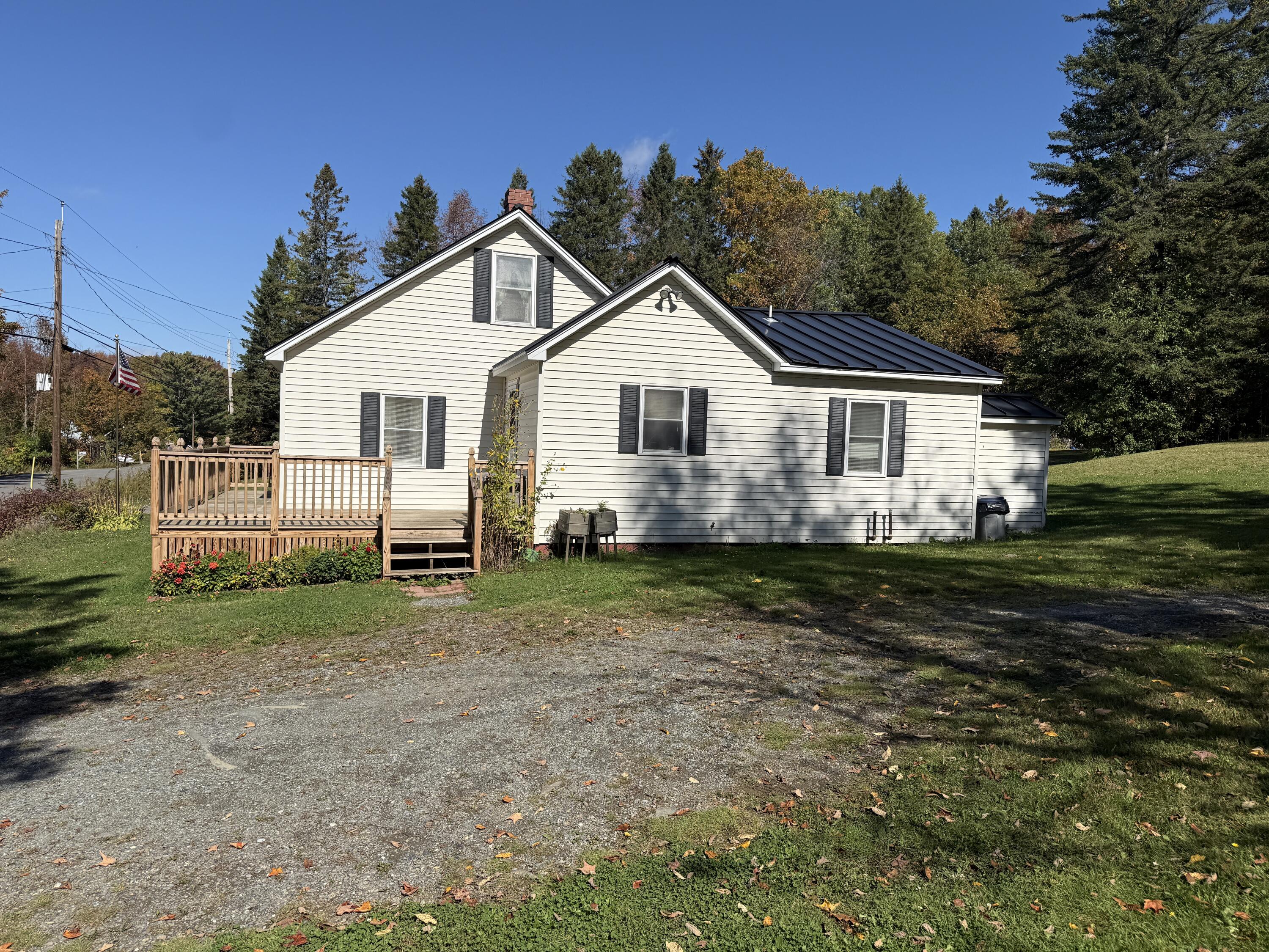 121 Foxcroft Road Houlton, ME 04730 - Photo 3 of 24 IMG_2395