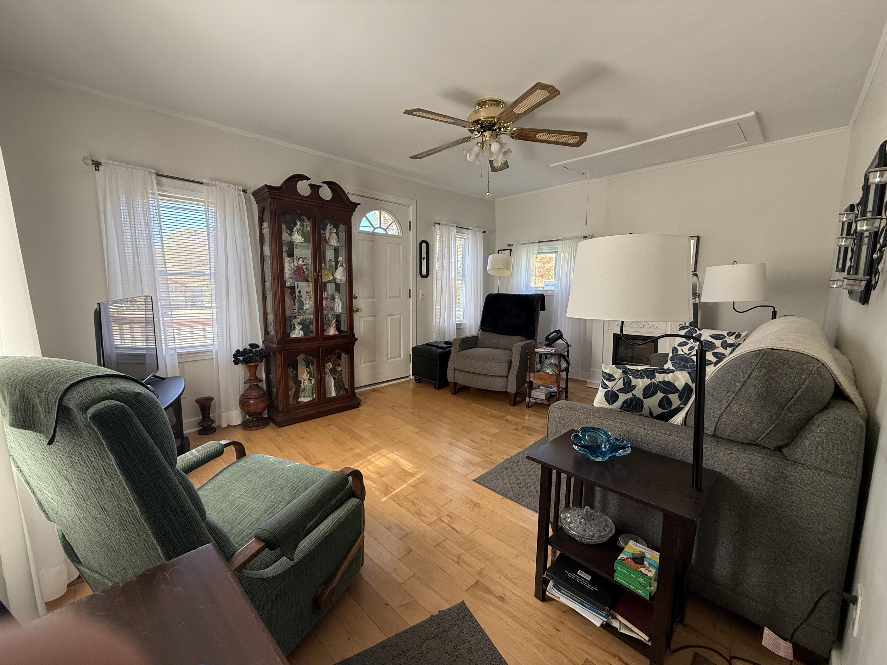 121 Foxcroft Road Houlton, ME 04730 - Photo 10 of 24 IMG_2355