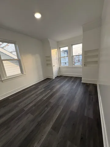 $2,650 | 114 Overlook Avenue, Unit 2, Belleville, NJ 07109