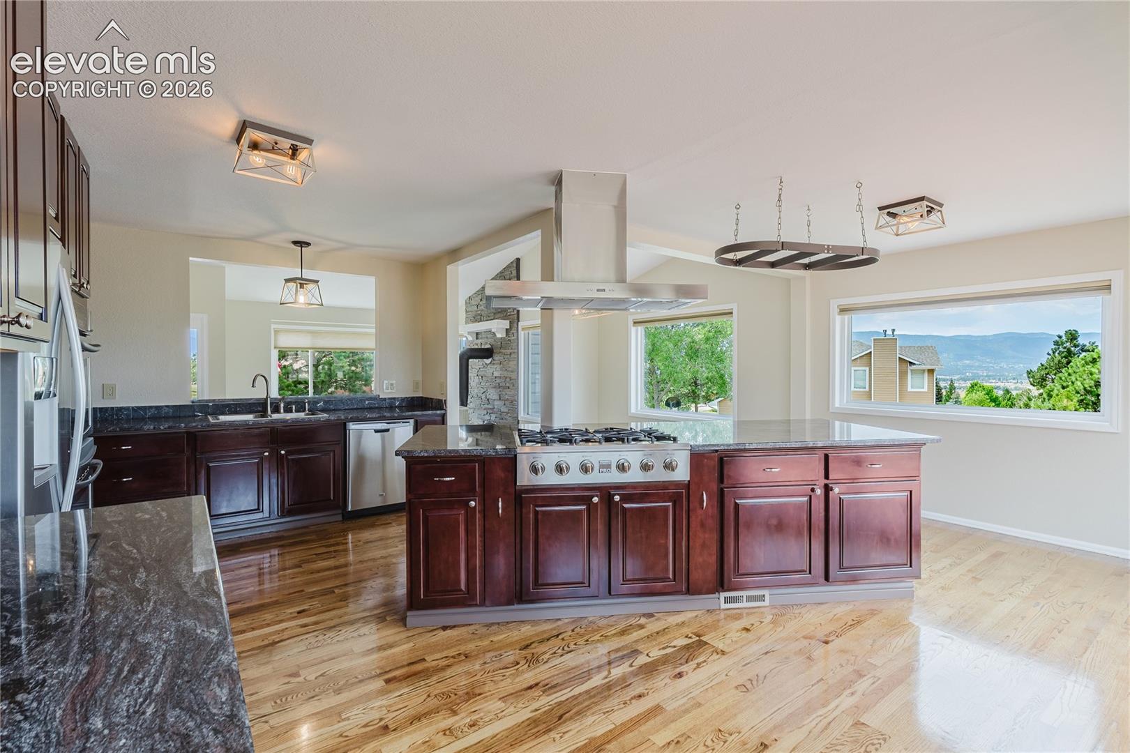 770 Bowstring Road Monument, CO 80132 - Photo 9 of 50 Gallery Image 9