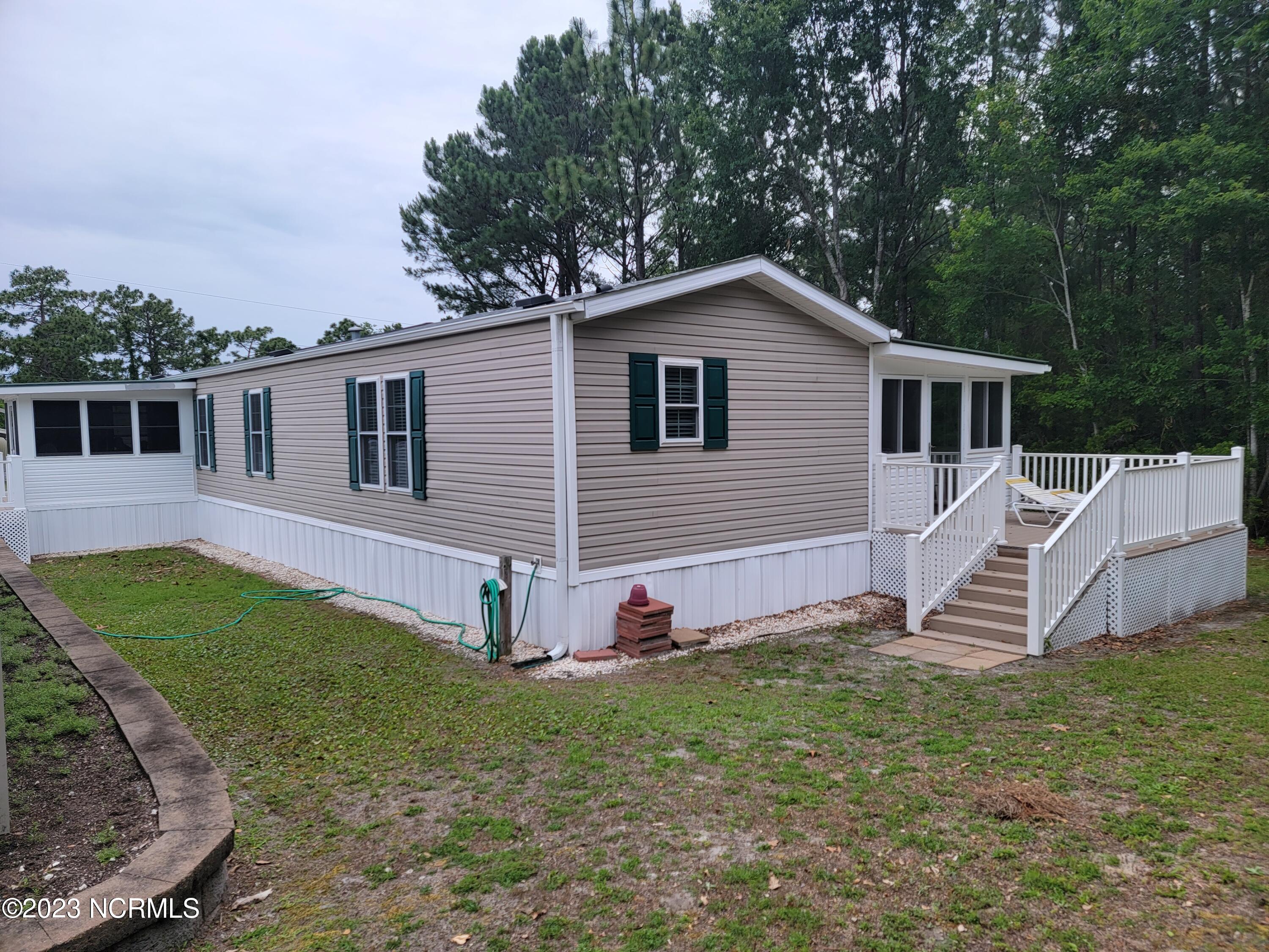 208 South Smith Street Holly Ridge, NC 28445 - Photo 6 of 8 20230526_115049