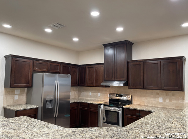 7015 Hallie Ridge San Antonio, TX 78227 - Photo 9 of 27