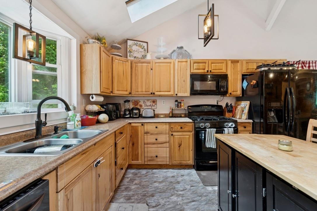 1238 Valley Road Washington, NH 03280 - Photo 21 of 42