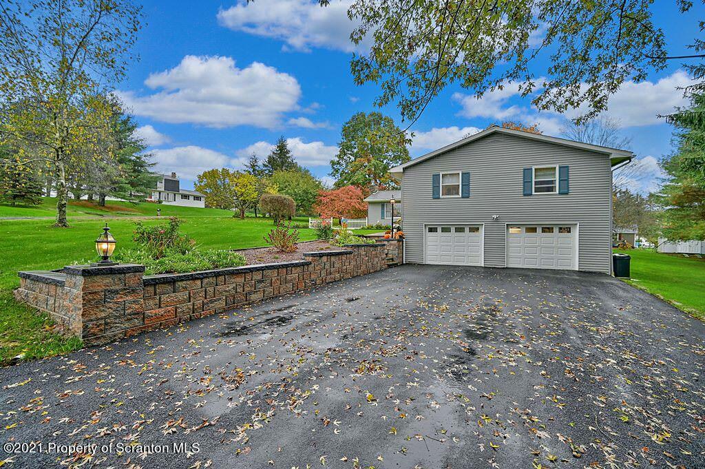 114 Ridge Road Factoryville, PA 18419 - Photo 4 of 56 Gallery Image 4
