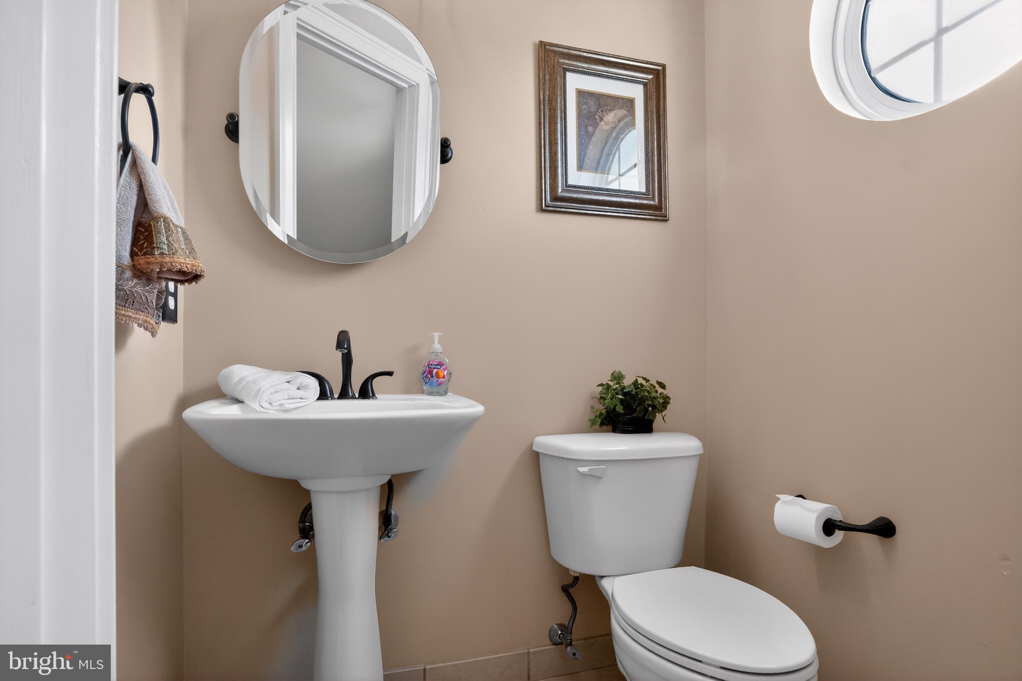 4 Addison Court Doylestown, PA 18901 - Photo 13 of 30 Powder Room