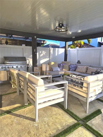 $4,300 | 8122 Northwest 187th Terrace, Hialeah, FL 33015