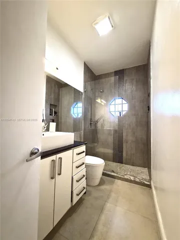 $4,300 | 8122 Northwest 187th Terrace, Hialeah, FL 33015