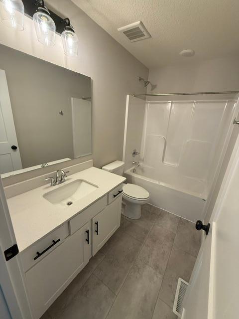10547 Robinwood Road Chaska, MN 55318 - Photo 1 of 10