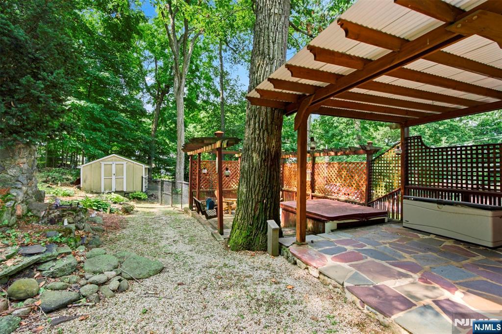24 Hillside Road Ringwood, NJ 07456 - Photo 19 of 25