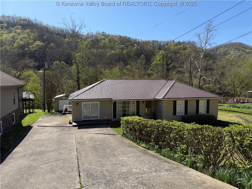 5336 Old Logan Road Logan, WV 25601 - Photo 1 of 24 Gallery Image 1