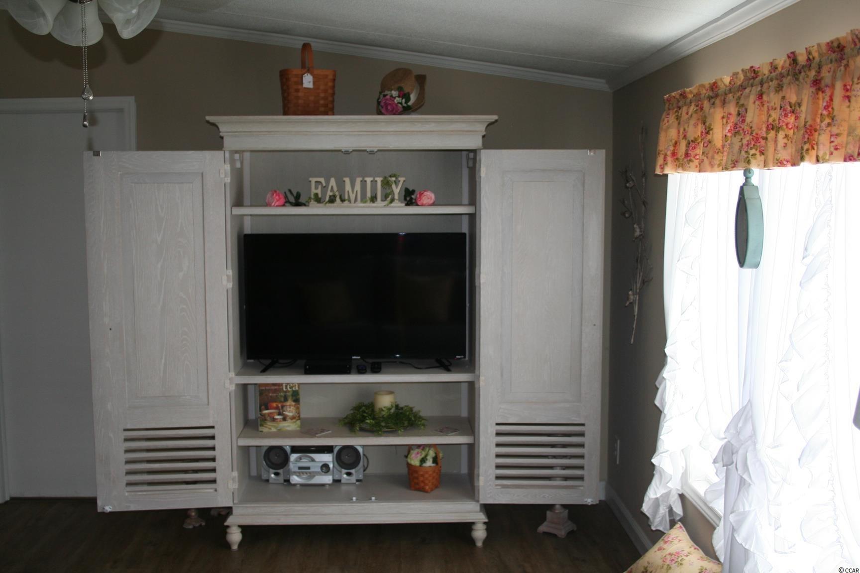 174 Queens Road Little River, SC 29566 - Photo 11 of 18 Gallery Image 11