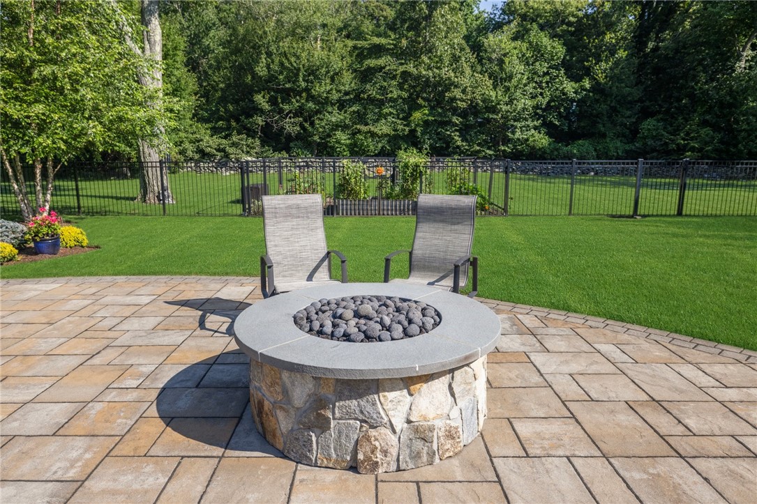 40 Forge Road North Kingstown, RI 02852 - Photo 11 of 47