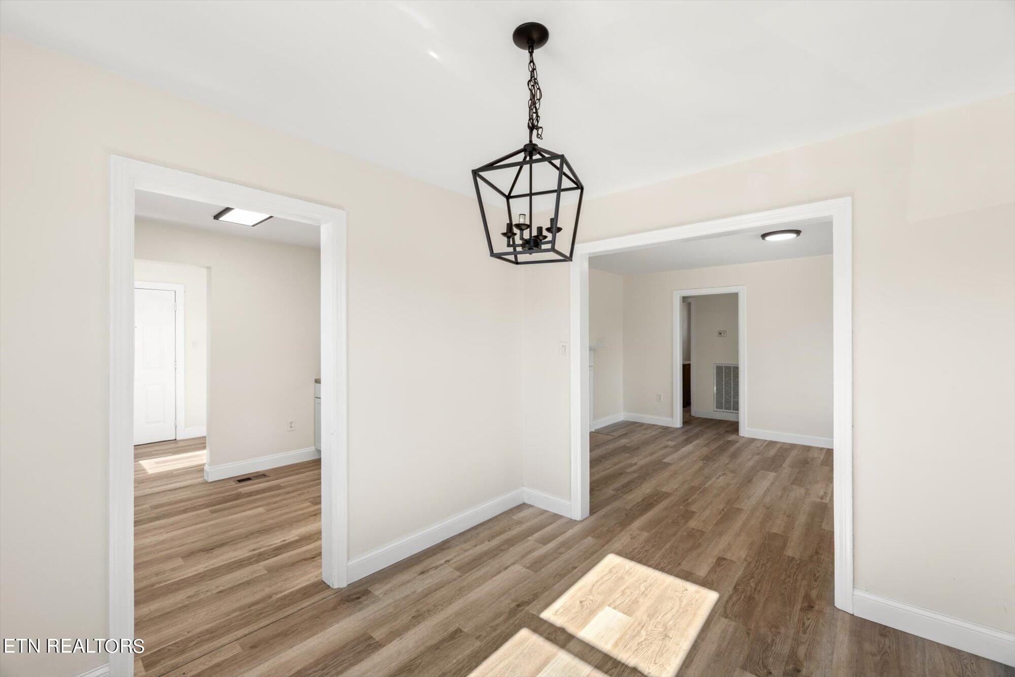 888 East Hunt Road Alcoa, TN 37701 - Photo 8 of 21 Gallery Image 8
