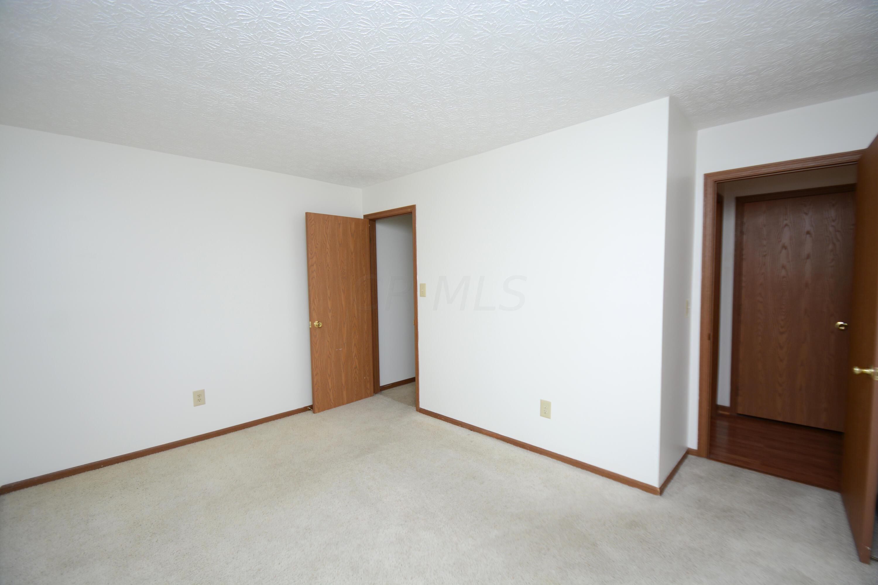 4115 Karl Road, Unit 206 Columbus, OH 43224 - Photo 8 of 18 Bedroom #1