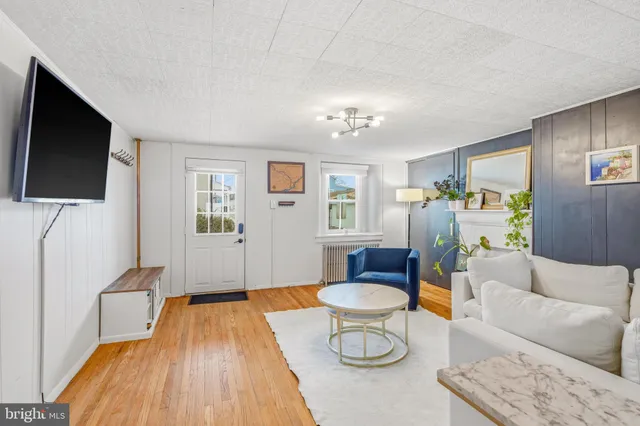 $374,900 | 116 South Street, Phoenixville, PA 19460