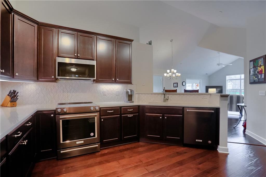905 Spring Valley Drive Zelienople, PA 16063 - Photo 23 of 45 Kitchen