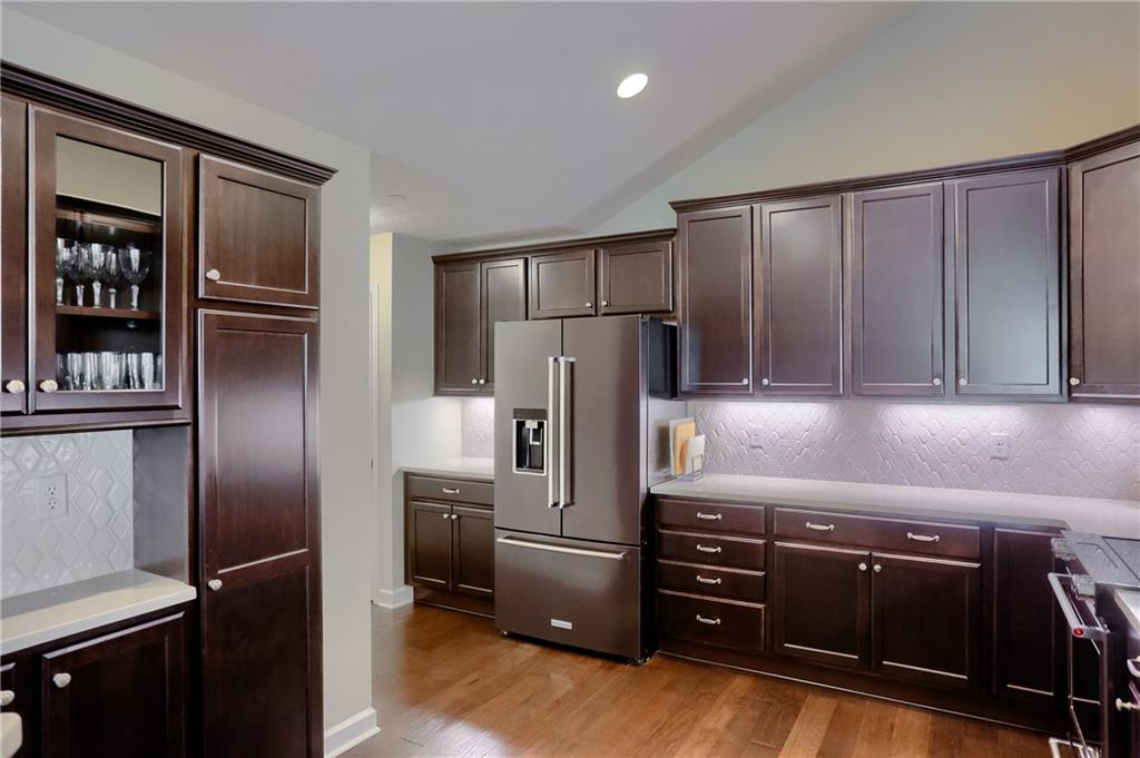 905 Spring Valley Drive Zelienople, PA 16063 - Photo 26 of 45 Kitchen