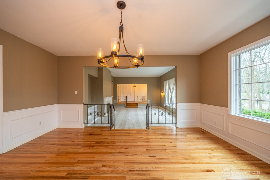 1350 Runnymede Road Oakwood, OH 45419 - Photo 10 of 100
