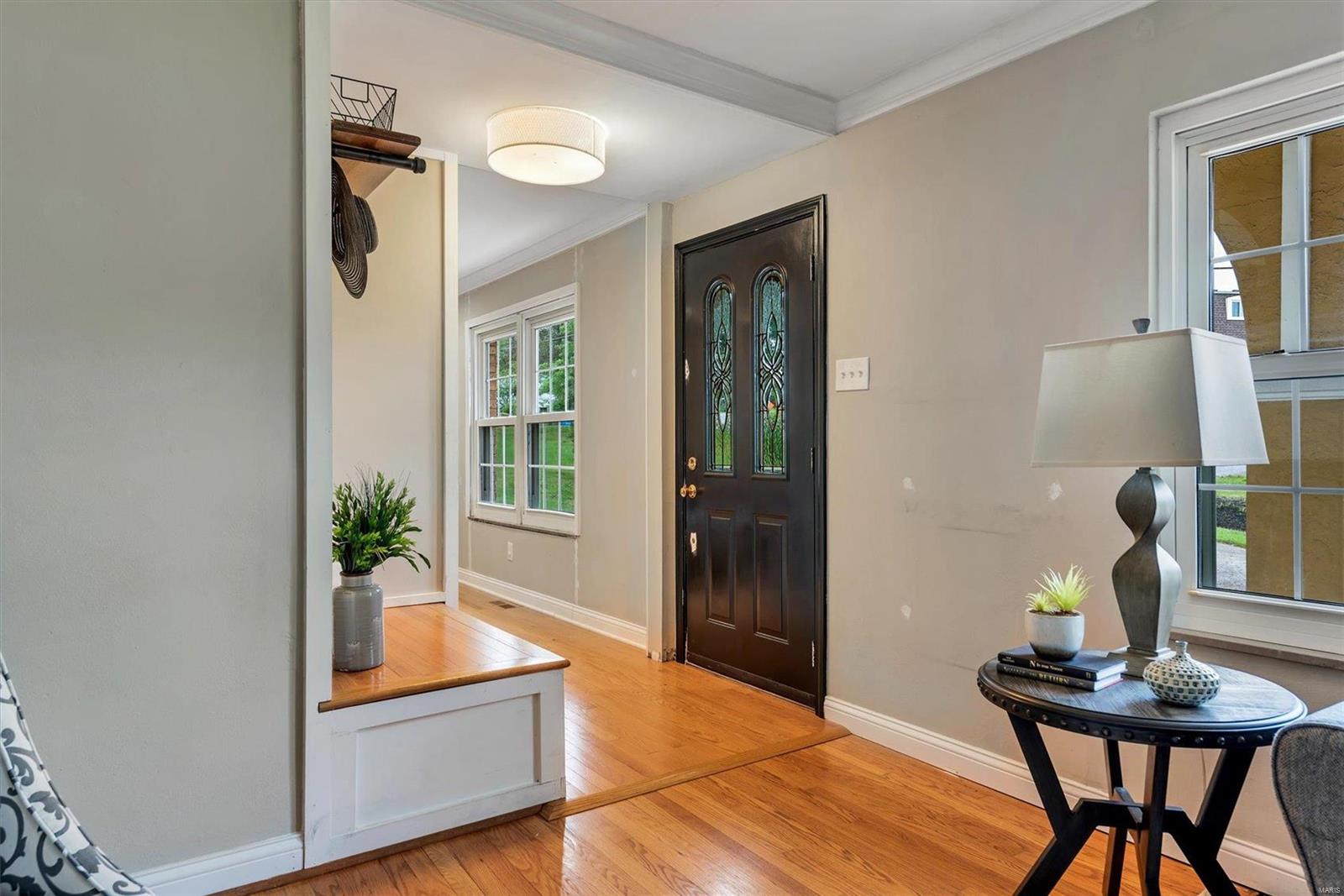5490 Ringer Road St. Louis, MO 63129 - Photo 2 of 22 Gallery Image 2