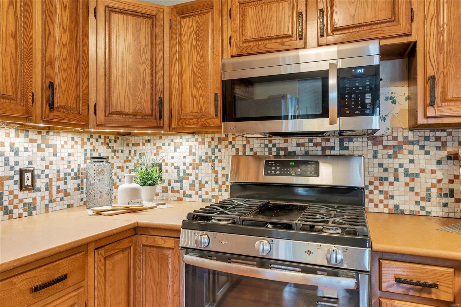 5490 Ringer Road St. Louis, MO 63129 - Photo 11 of 22 Gallery Image 11