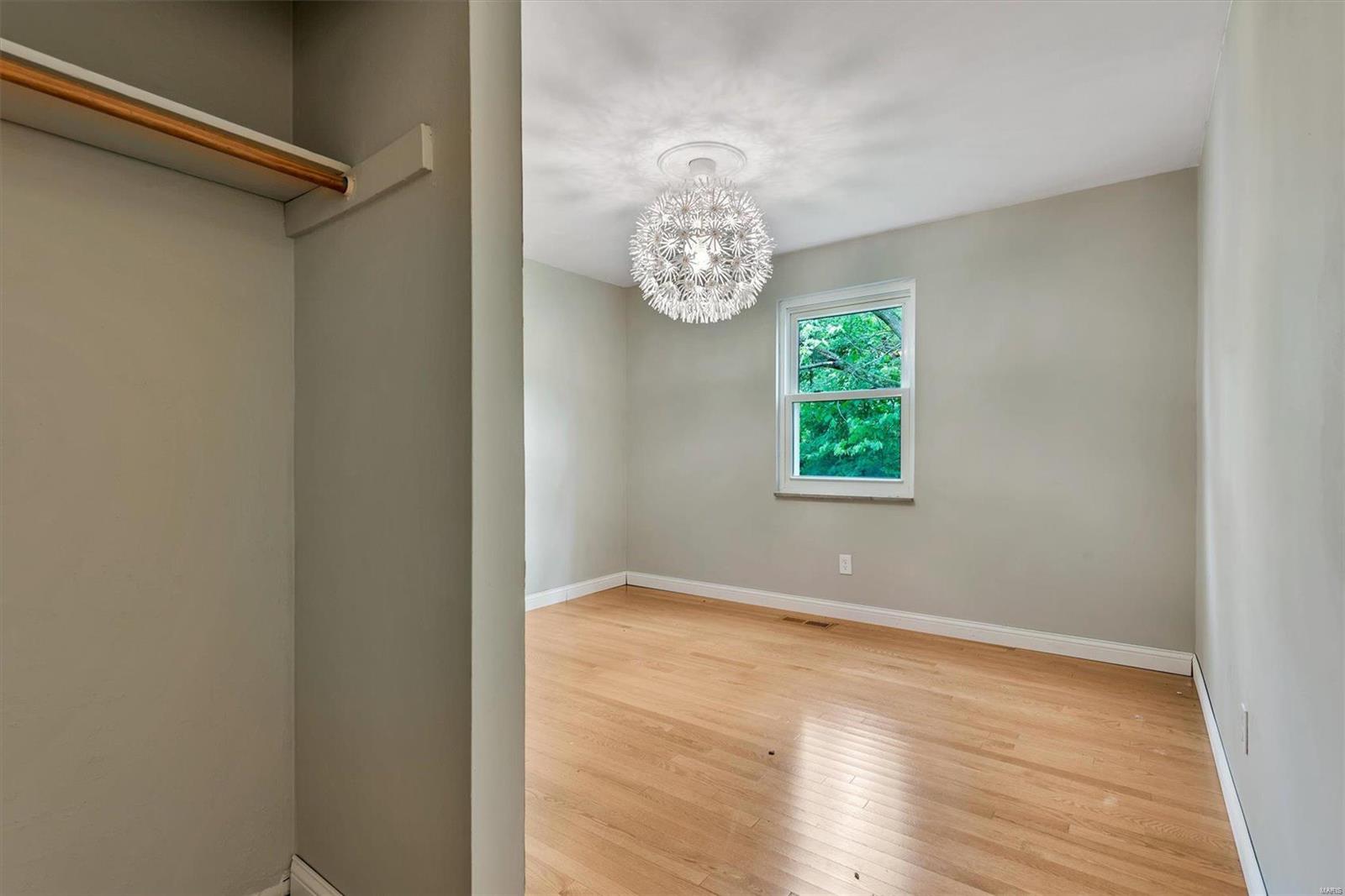 5490 Ringer Road St. Louis, MO 63129 - Photo 17 of 22 Gallery Image 17