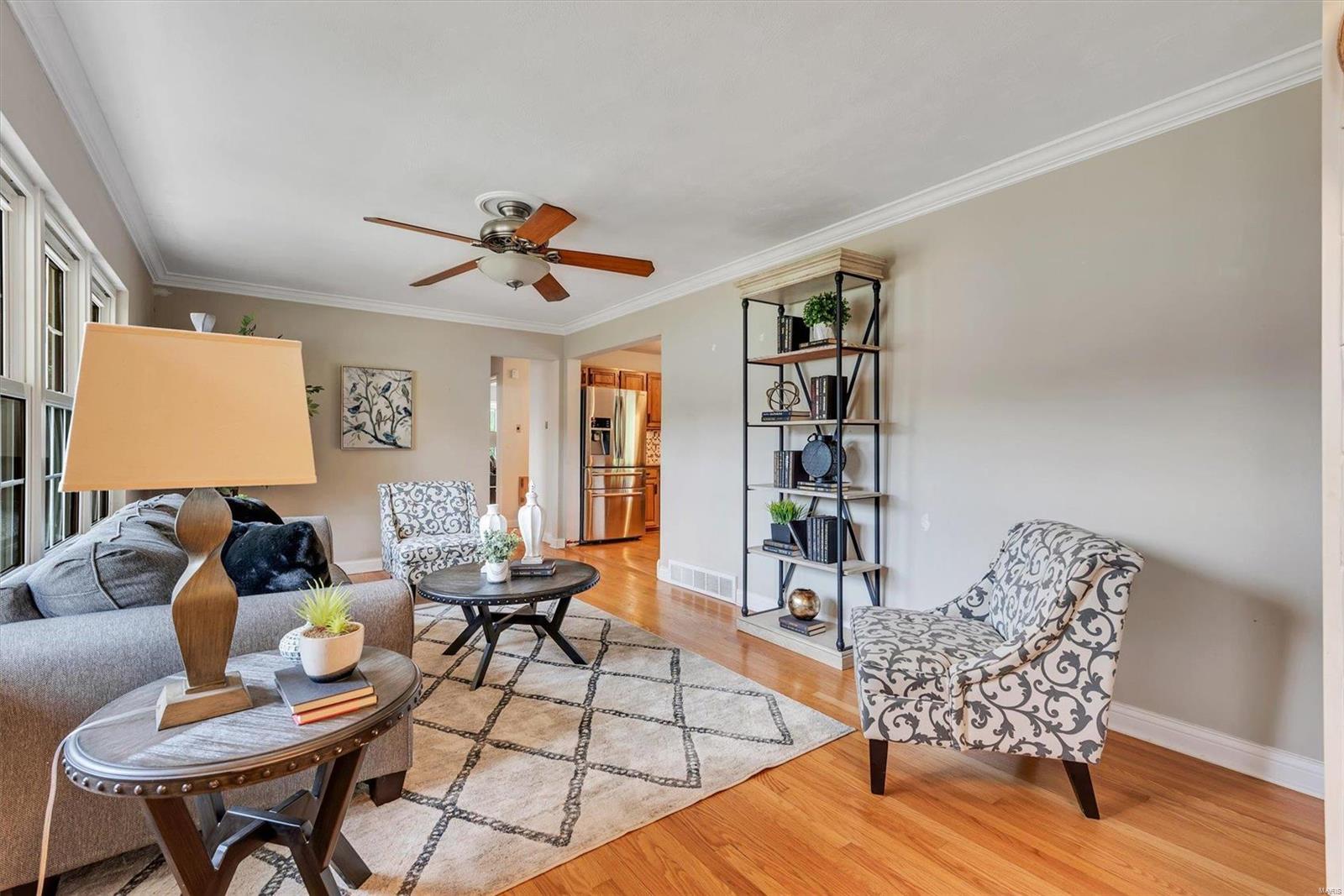 5490 Ringer Road St. Louis, MO 63129 - Photo 4 of 22 Gallery Image 4