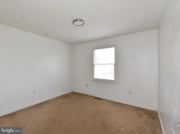$2,300 | 301 Montgomery Circle, Stephens City, VA 22655