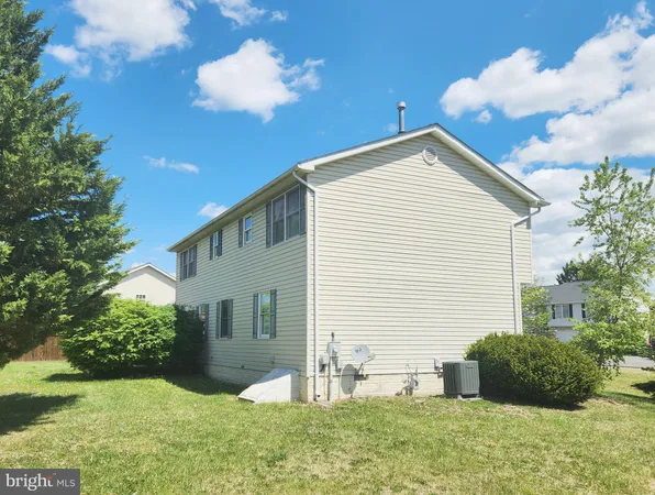 $2,300 | 301 Montgomery Circle, Stephens City, VA 22655