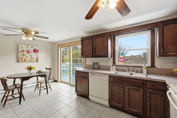 $299,000 | 53 Florence Road, Easthampton, MA 01027