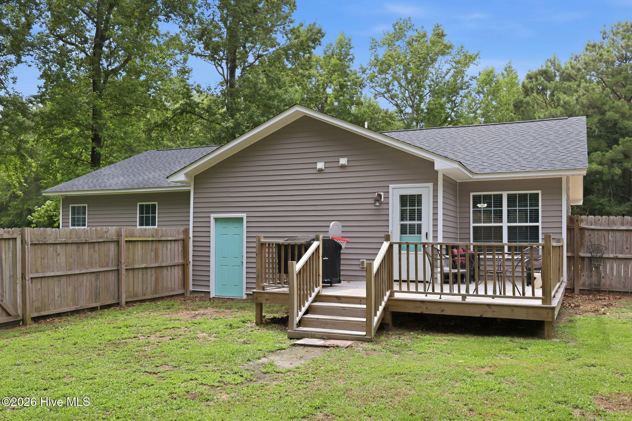 622 Massanutten Road Greenville, NC 27834 - Photo 6 of 38