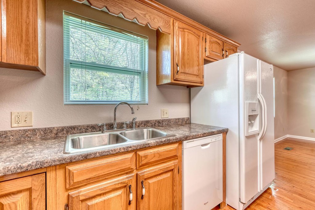 531 Old Smokey Road Blairsville, GA 30512 - Photo 15 of 51 Gallery Image 15