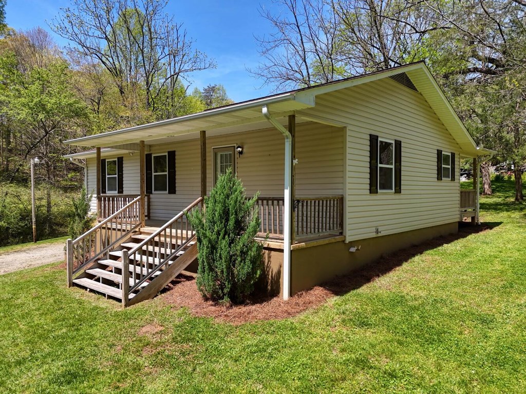 531 Old Smokey Road Blairsville, GA 30512 - Photo 38 of 51 Gallery Image 38
