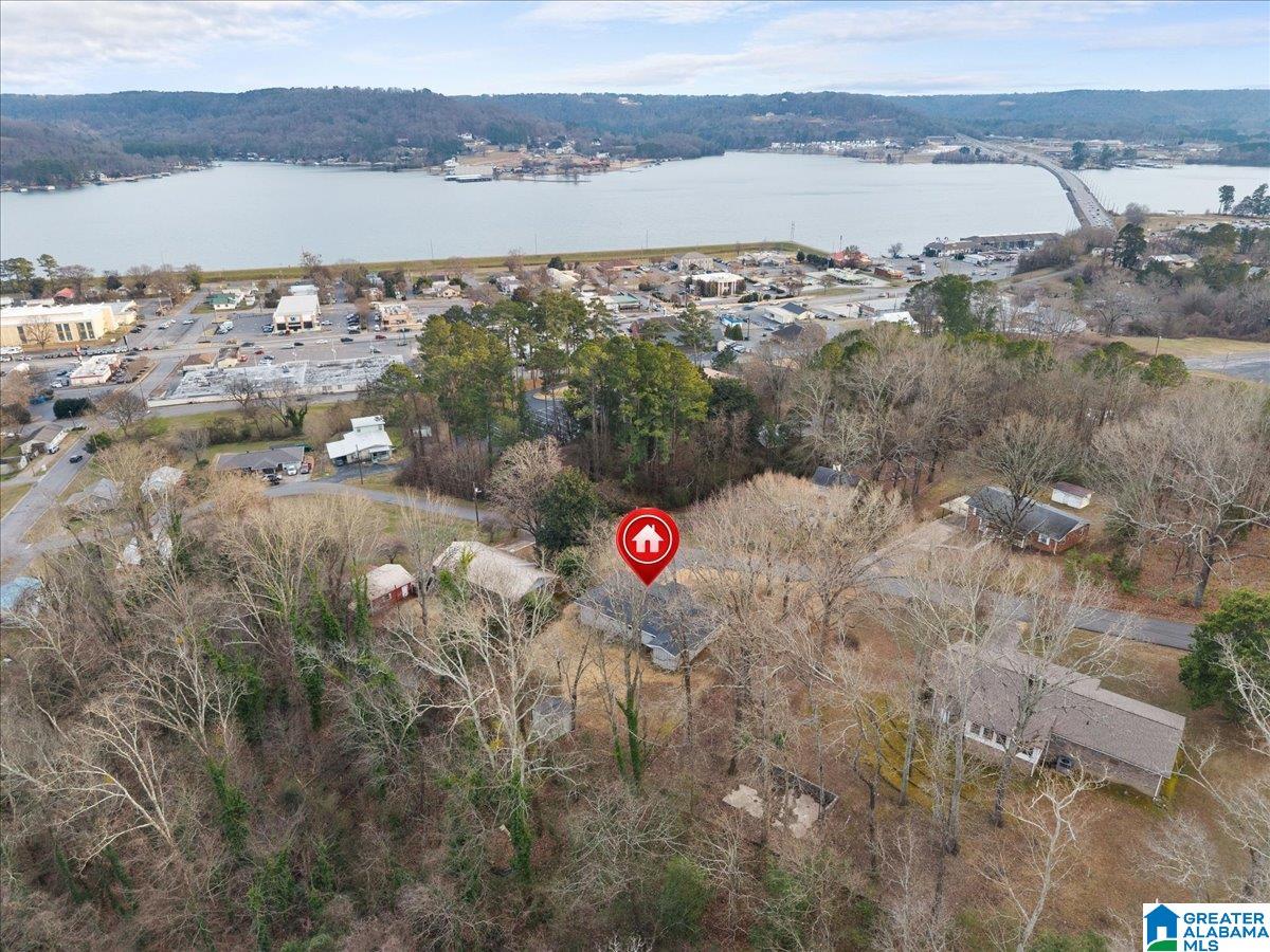 2012 Crawford Street Guntersville, AL 35976 - Photo 8 of 40