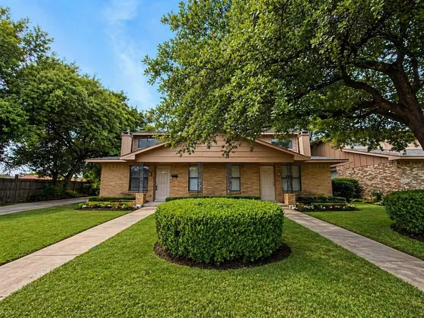 $1,895 | 921 West Rochelle Road, Irving, TX 75062