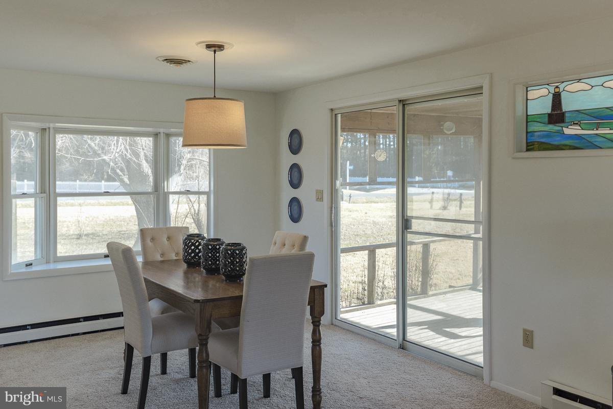 5415 Anchor Road Tilghman, MD 21671 - Photo 18 of 27 Dining Room