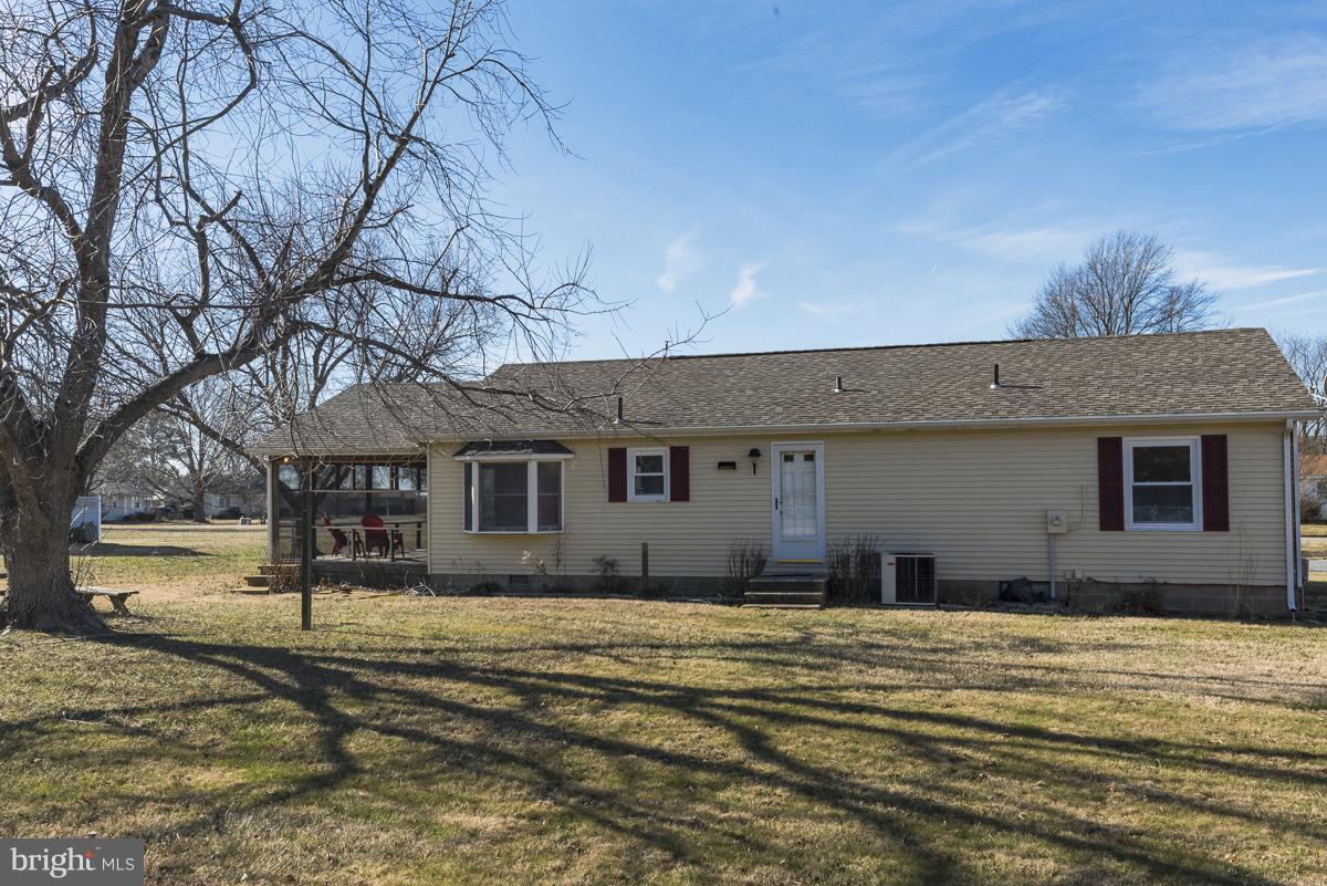 5415 Anchor Road Tilghman, MD 21671 - Photo 23 of 27 Exterior (Rear)